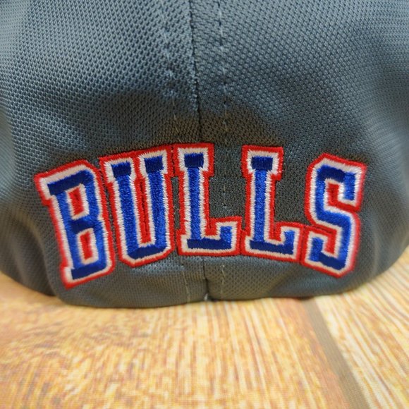 Ultra Game Baseball Hat Chicago Bulls NBA Patriotic American Flag One Size - Picture 9 of 12